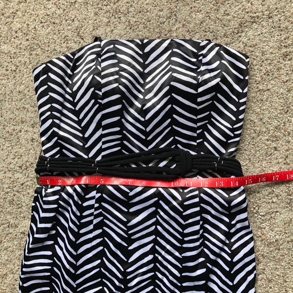 NWT! BCBGeneration Black and White Strapless Dress - Picture 4 of 8